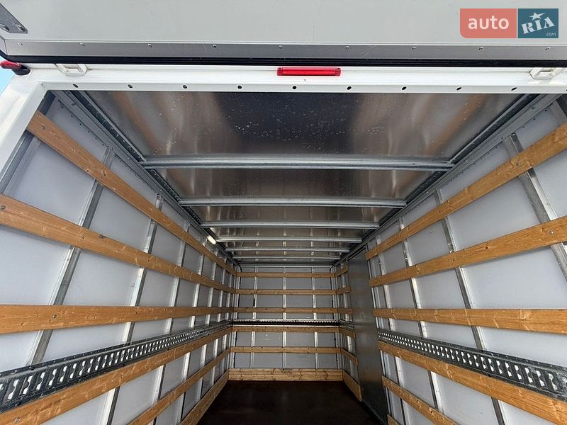 Другие грузовики Renault Master 2022 в Дубно