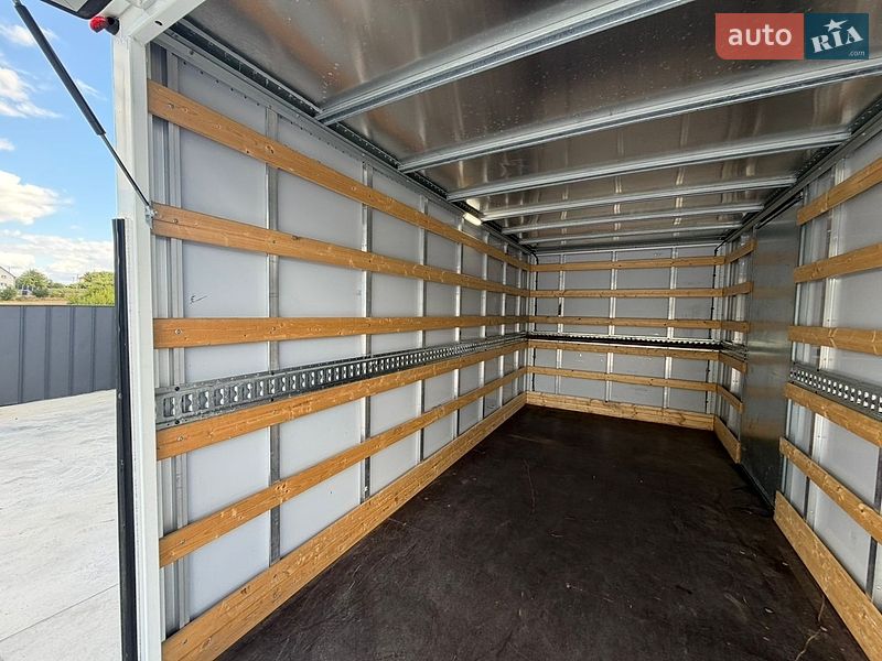 Другие грузовики Renault Master 2022 в Дубно
