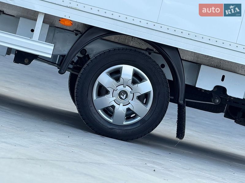 Другие грузовики Renault Master 2022 в Дубно