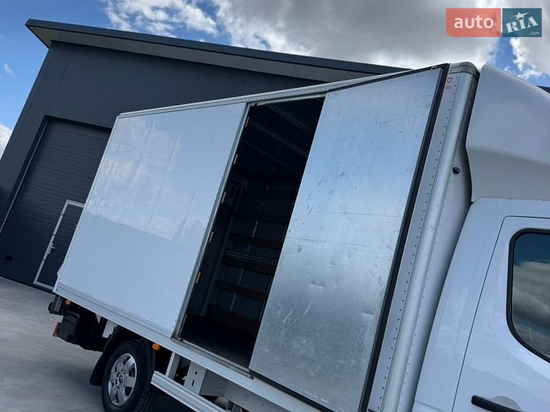 Другие грузовики Renault Master 2022 в Дубно
