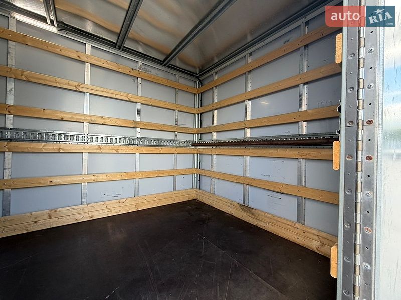 Другие грузовики Renault Master 2022 в Дубно