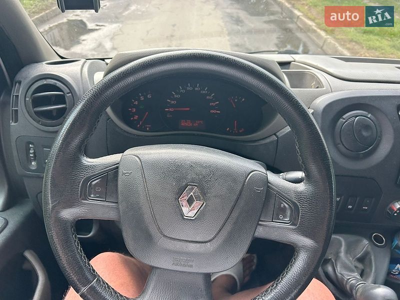 Тентованый Renault Master 2015 в Луцке