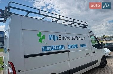 Вантажний фургон Renault Master 2015 в Луцьку