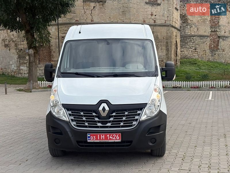 Грузовой фургон Renault Master 2015 в Тернополе
