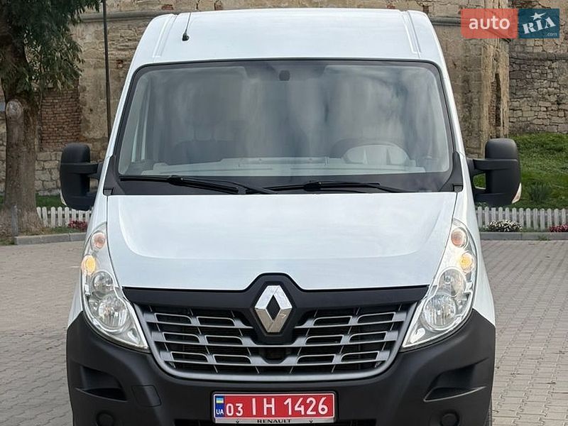 Грузовой фургон Renault Master 2015 в Тернополе