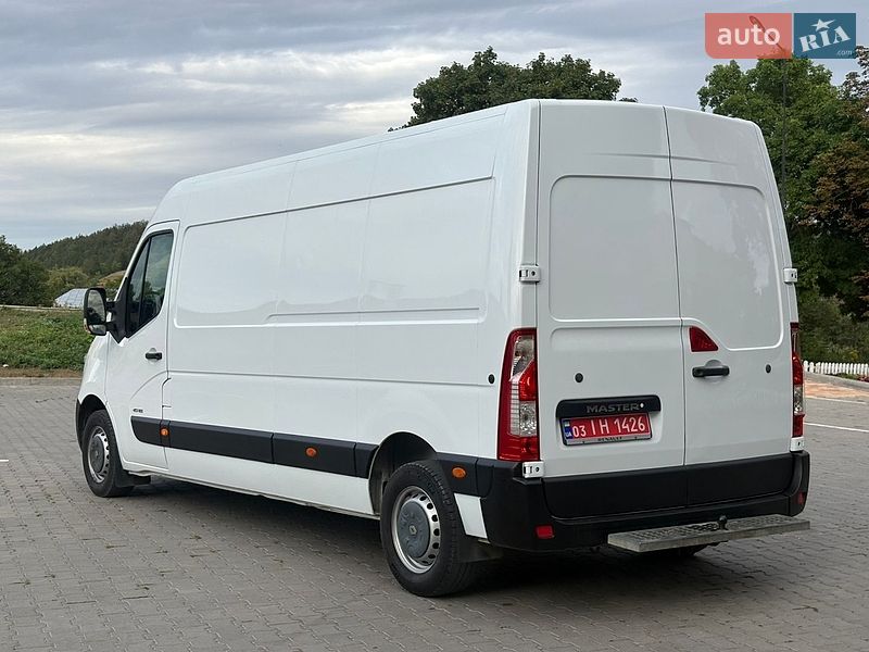 Грузовой фургон Renault Master 2015 в Тернополе