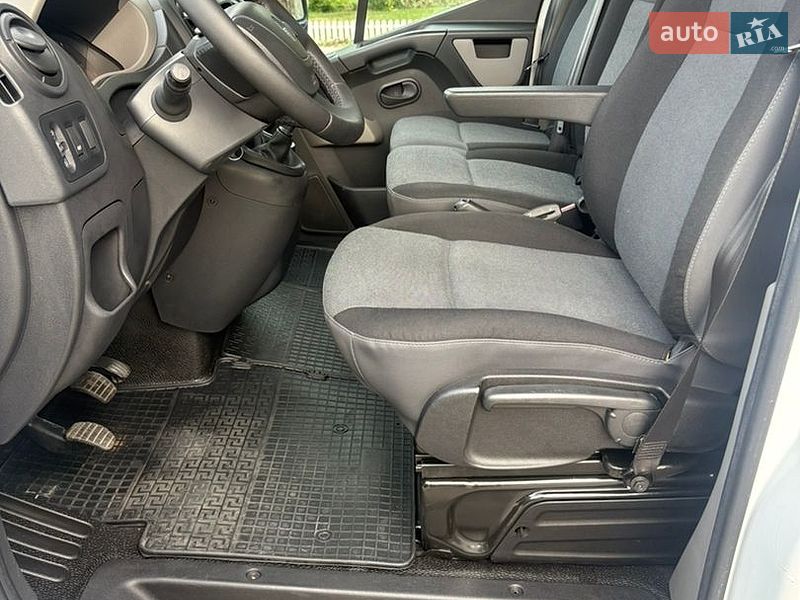 Грузовой фургон Renault Master 2015 в Тернополе