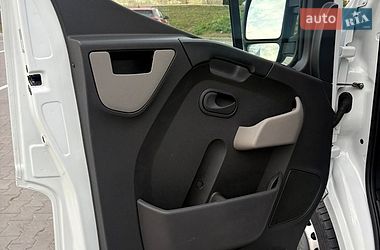 Грузовой фургон Renault Master 2015 в Тернополе