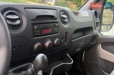 Грузовой фургон Renault Master 2015 в Тернополе