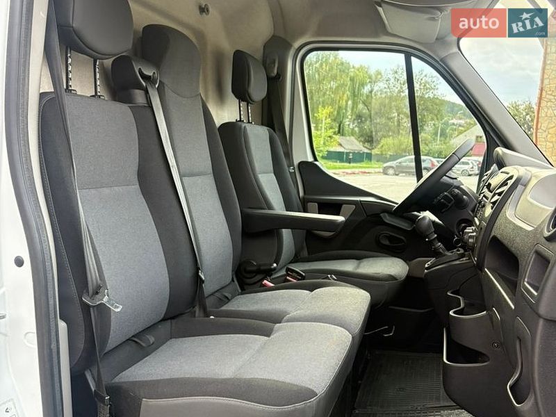 Грузовой фургон Renault Master 2015 в Тернополе