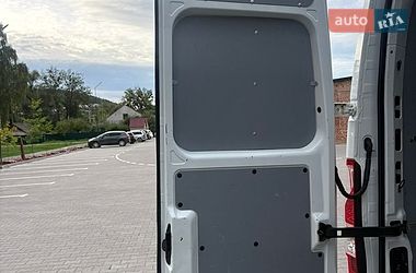 Грузовой фургон Renault Master 2015 в Тернополе