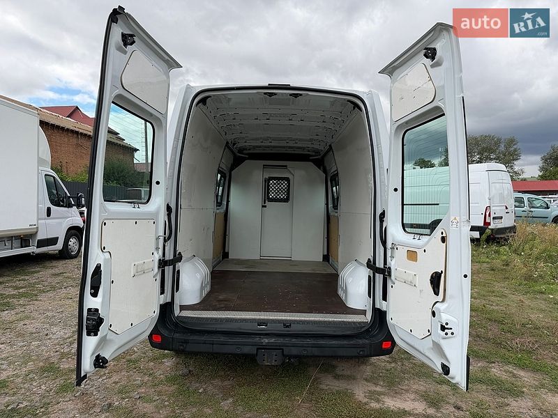 Грузовой фургон Renault Master 2022 в Луцке