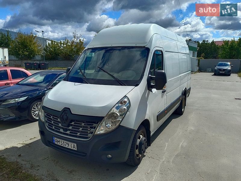 Вантажний фургон Renault Master 2015 в Броварах
