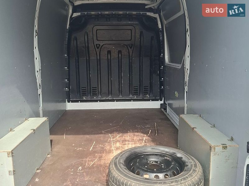 Грузовой фургон Renault Master 2015 в Житомире фото 10 Грузовой фургон Renault Master 2015 в Житомире