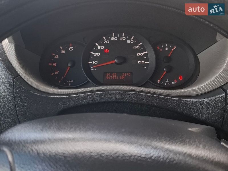 Грузовой фургон Renault Master 2015 в Житомире фото 13 Грузовой фургон Renault Master 2015 в Житомире