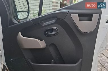Грузовой фургон Renault Master 2015 в Житомире фото 17 Грузовой фургон Renault Master 2015 в Житомире