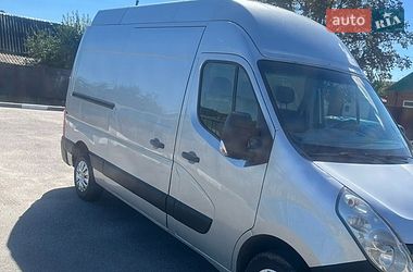 Вантажний фургон Renault Master 2015 в Харкові