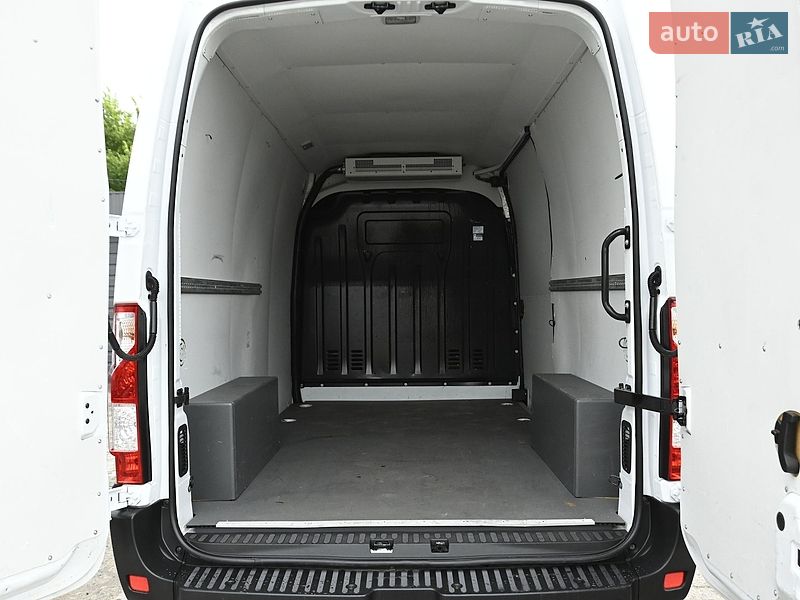Грузовой фургон Renault Master 2021 в Бердичеве