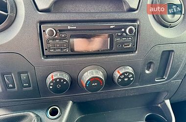 Грузовой фургон Renault Master 2016 в Черновцах