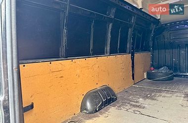 Грузовой фургон Renault Master 2016 в Черновцах