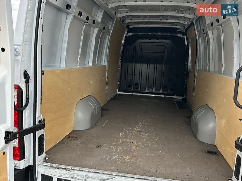 Вантажний фургон Renault Master 2021 в Львові фото 18 Вантажний фургон Renault Master 2021 в Львові