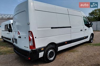 Вантажний фургон Renault Master 2018 в Івано-Франківську