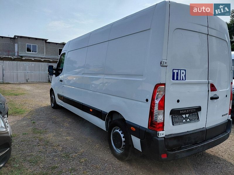 Вантажний фургон Renault Master 2018 в Івано-Франківську