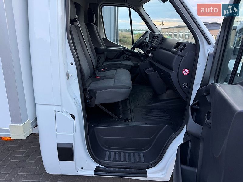 Грузовой фургон Renault Master 2021 в Ирпене