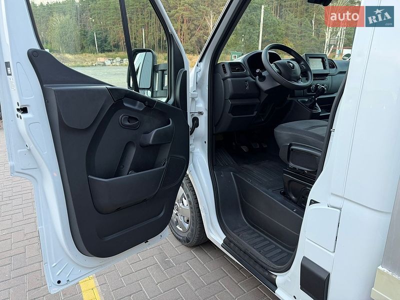 Грузовой фургон Renault Master 2021 в Ирпене