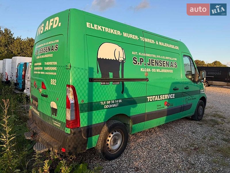 Вантажний фургон Renault Master 2018 в Львові