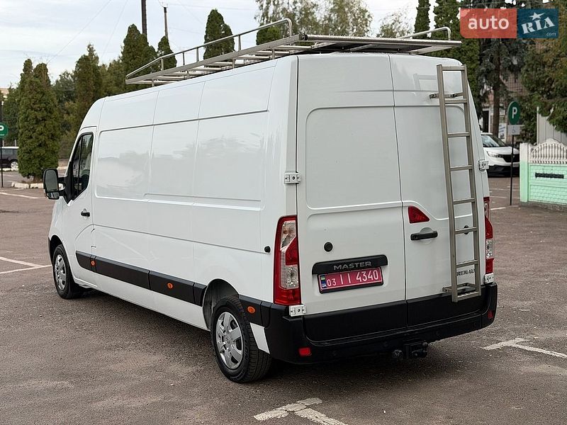 Вантажний фургон Renault Master 2017 в Дубні