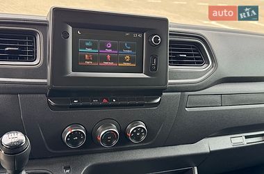 Вантажний фургон Renault Master 2023 в Дубні