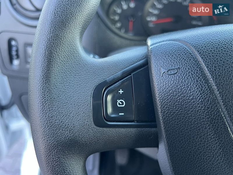 Грузовой фургон Renault Master 2018 в Бердичеве