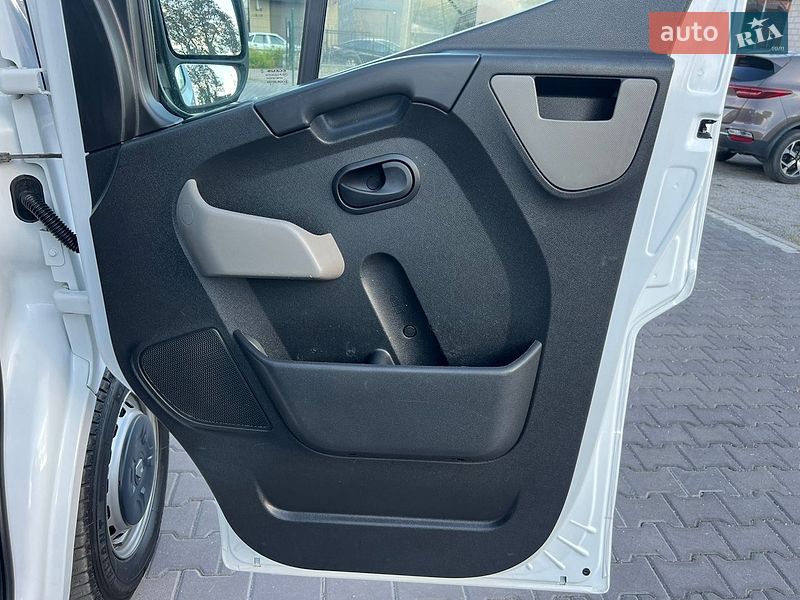 Грузовой фургон Renault Master 2018 в Бердичеве
