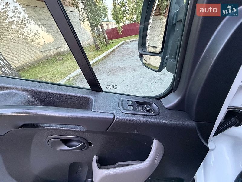 Рефрижератор Renault Master 2016 в Рівному