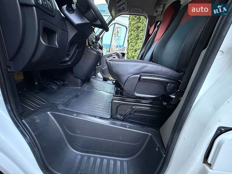 Рефрижератор Renault Master 2016 в Рівному