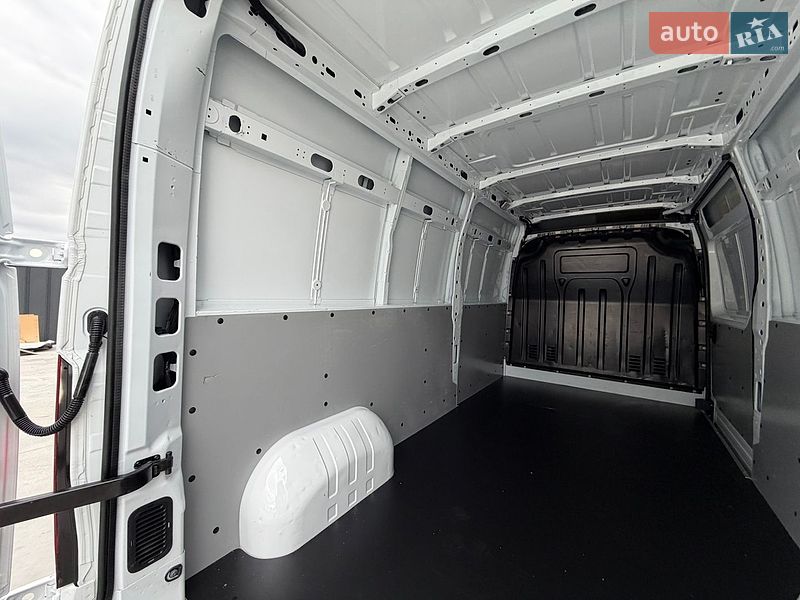 Вантажний фургон Renault Master 2022 в Дубні фото 26 Вантажний фургон Renault Master 2022 в Дубні