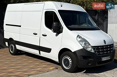 Грузовой фургон Renault Master 2012 в Миргороде