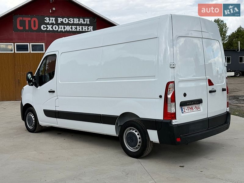 Грузовой фургон Renault Master 2023 в Дубно