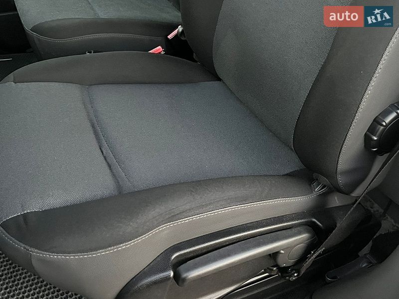 Эвакуатор Renault Master 2018 в Житомире фото 22 Эвакуатор Renault Master 2018 в Житомире