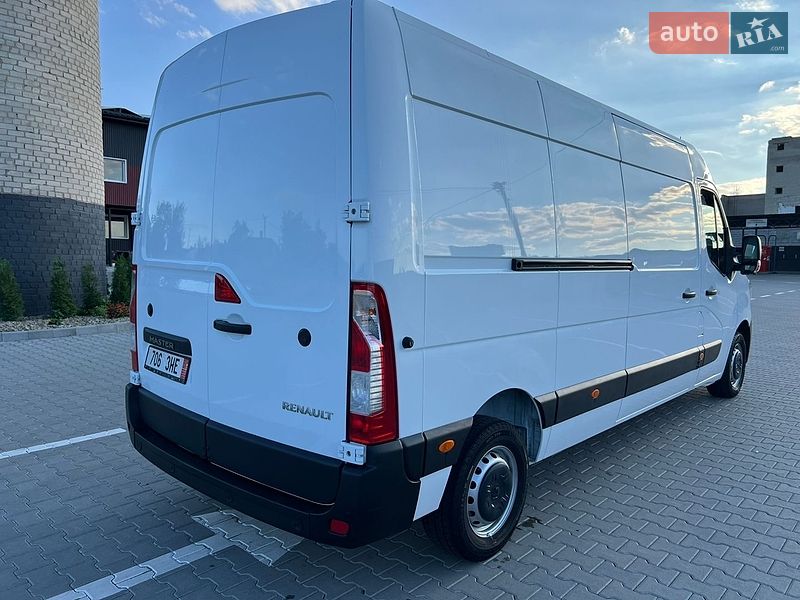 Вантажний фургон Renault Master 2021 в Дубні