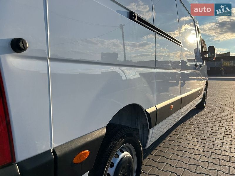 Вантажний фургон Renault Master 2021 в Дубні