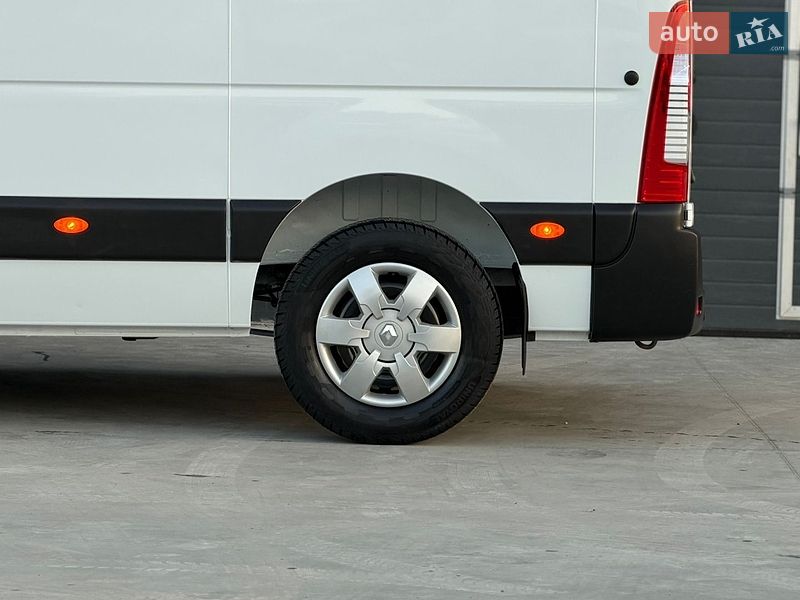 Вантажний фургон Renault Master 2024 в Дубні