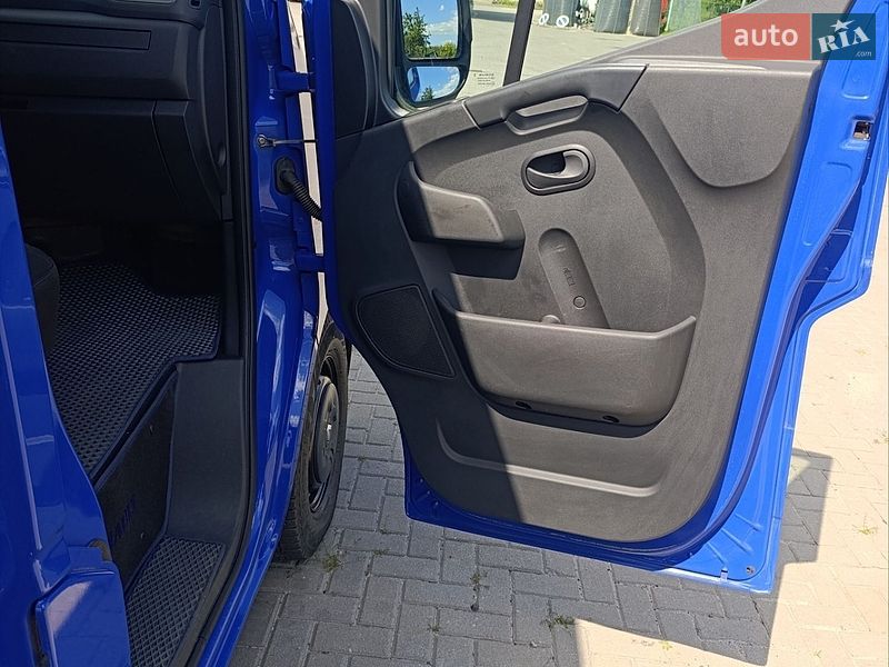 Вантажний фургон Renault Master 2019 в Краснограді