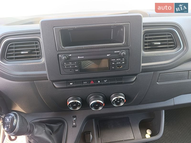 Вантажний фургон Renault Master 2019 в Краснограді