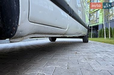 Вантажопасажирський фургон Renault Master 2005 в Хмельницькому