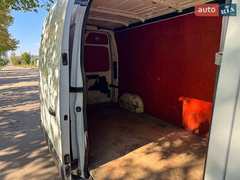 Вантажний фургон Renault Master 2012 в Харкові