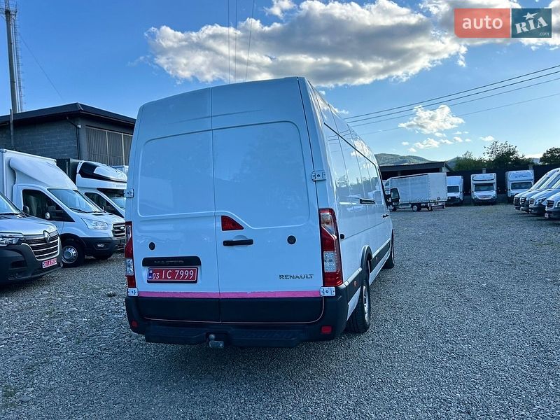 Вантажний фургон Renault Master 2022 в Хусті