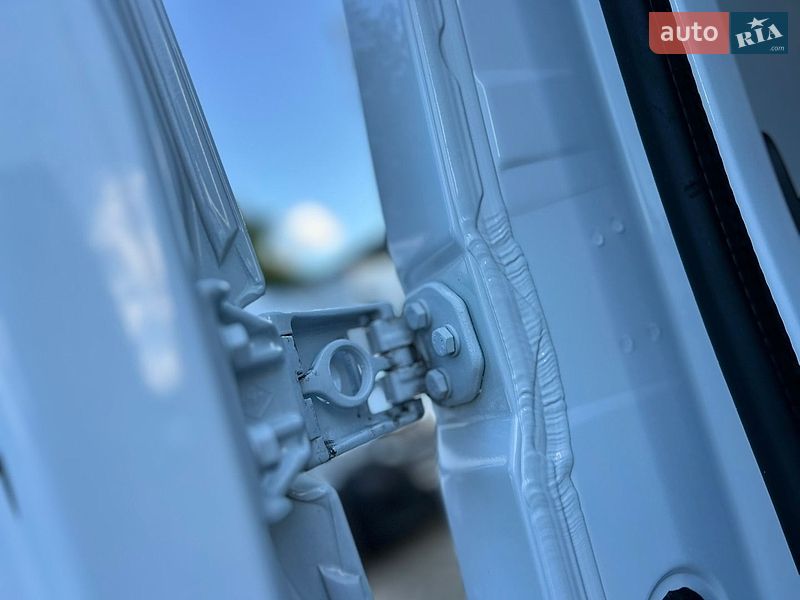 Вантажний фургон Renault Master 2022 в Хусті