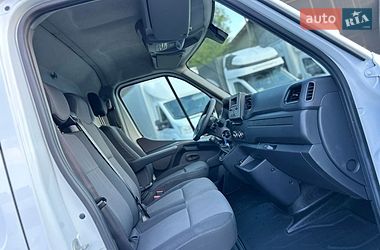 Вантажний фургон Renault Master 2022 в Хусті